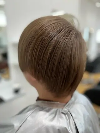 ショート カラー 前髪カット無料🎉 髪質改善✨影山湧市のヘアスタイル