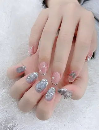 ネイル 佐藤 依娜のネイルデザイン