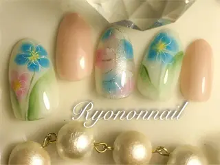 ネイル Ryononnail(リョノンネイル)所属・Ryononnail 上谷典子のネイルデザイン