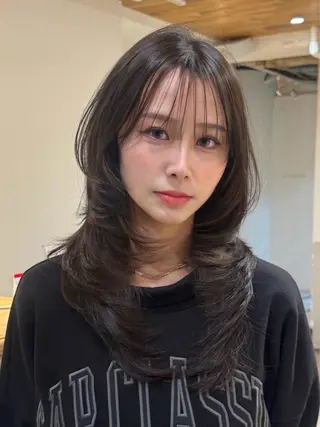 ロング カラー ワンカールで盛れる レイヤー🎀Macoのヘアスタイル