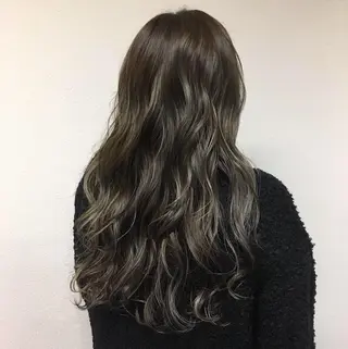 ロング カラー 斉藤 貴也のヘアスタイル