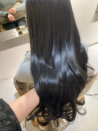 ロング ✨色持ちの良い艶 カラー✨蟹江真世のヘアスタイル