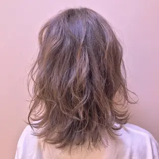 セミロング カラー ヘアアレンジ 似合わせカットカラー ♡佐藤捺美のヘアスタイル