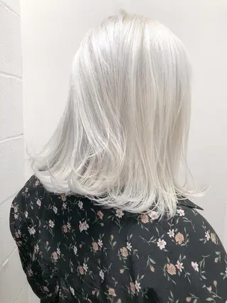 ミディアム カラー ハイトーンカラー ⭐️NAZUNAのヘアスタイル