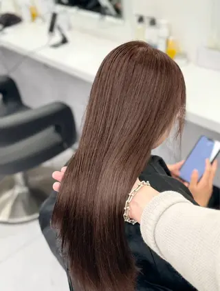 ミディアム カラー ヘアアレンジ SALOWIN藤沢店所属・艶カラー の達人のヘアスタイル