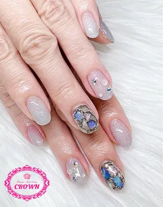 ネイル CROWN プライベートサロンのネイルデザイン