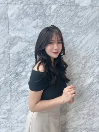 ロング 🎀大竹美侑／顔まわ りカット／レイヤーのヘアスタイル