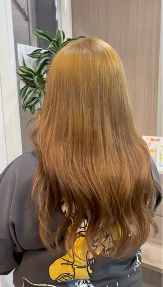 カラー 艶髪🥣透明感カラー 🫧前田奈津実のヘアスタイル