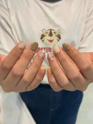 ネイル Salondevi2 isanaのネイルデザイン