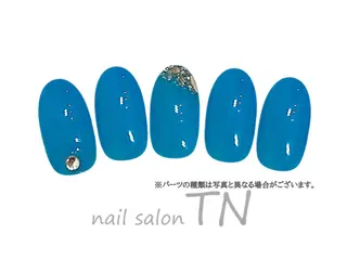 ネイル 矢川 まどかのネイルデザイン