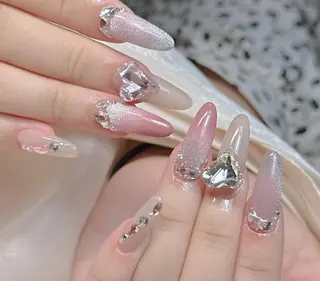 ネイル VIVIAN リサのネイルデザイン