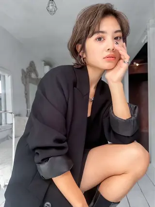 ショート カラー パーマ stylist/ボブ ことの/韓国レイヤーのヘアスタイル