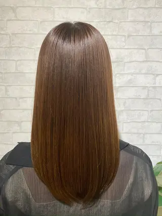 セミロング カラー ベレーザ渋谷所属・🦋ハイトーン・髪質 改善🦋成嶋 朋希のヘアスタイル