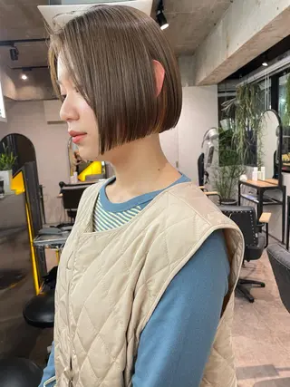 ショート カラー ナチュラル透明感🌱 小山美樹子のヘアスタイル