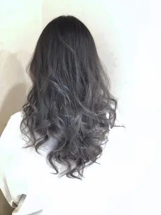ロング カラー パーマ ヘアアレンジ メンズ キッズ ネイル マツエク・マツパ バレイヤージュ/ 髪質改善/渡邉悟🌱のヘアスタイル