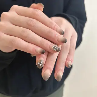 ネイル RooM -produce by maynail-所属・RooM -mizuki-のネイルデザイン