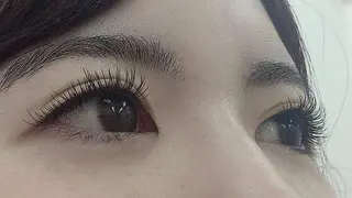 マツエク・マツパ Emiy Beauty Lush所属・Emiy Shinobuのマツエク・マツパデザイン