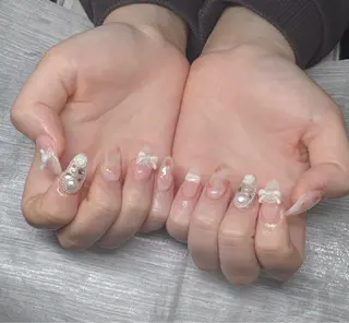 ネイル Lee Nailsのネイルデザイン