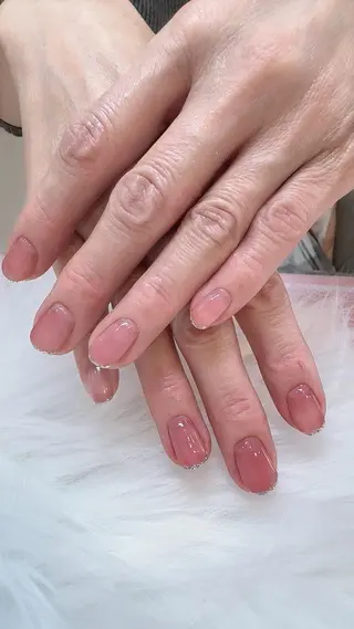 ネイル LEDアイラッシュ ∩_∩アオイのマツエク・マツパデザイン