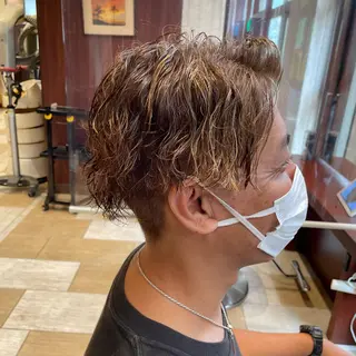 ショート カラー パーマ メンズ ツイスパ/メンズ特化 🦋𝑺𝑶𝑵𝑬のヘアスタイル