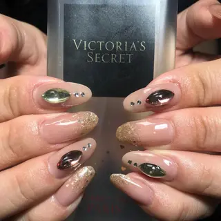 ネイル マルサンカクシカク所属・○△□ 守口市のネイルデザイン