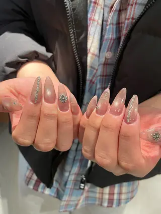 ネイル Lino U nanakaのネイルデザイン