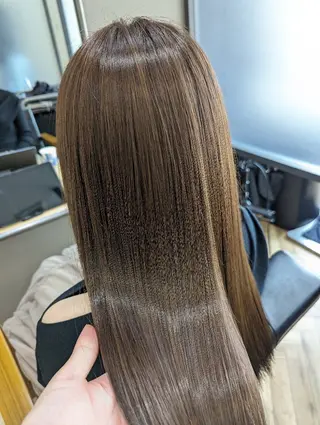 セミロング ✨METEO導入店✨ 髪質改善×縮毛矯正のヘアスタイル