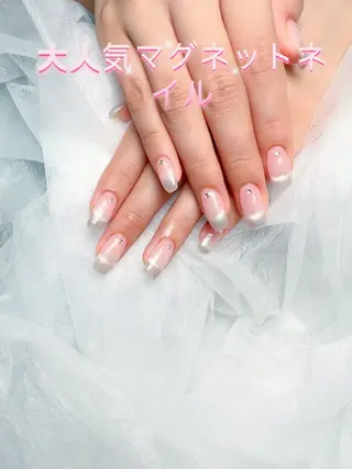 ネイル pink ladyサロン所属・べ にのネイルデザイン