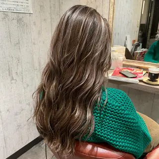 ロング カラー Wataru 髪質改善カラー💎のヘアスタイル