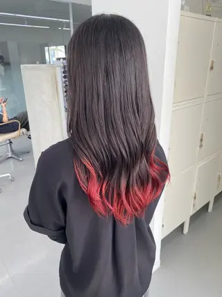 ロング 丸山 純奈のヘアスタイル