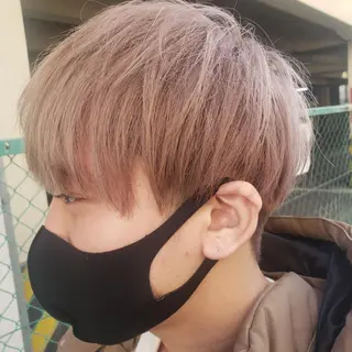 ショート メンズ 🇰🇷透明感×ハイ トーン🌟tomoのヘアスタイル