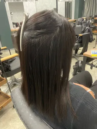 ミディアム 🩵Lutia新宿 ヒイラギ🩵のヘアスタイル