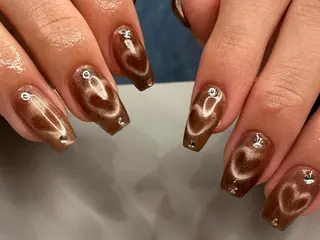 ネイル ou's nail salon所属・小林 桜のネイルデザイン