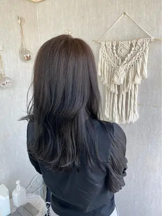 ロング 大島 瑞穂　ビズヘアーのマツエク・マツパデザイン