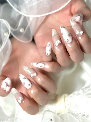 ネイル ルシイ🎀新宿長さ 出しパーツ専門店のネイルデザイン