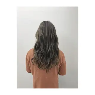 セミロング カラー 永岡 鉄平のヘアスタイル