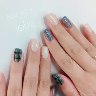 ネイル jolie  ISIHARAのネイルデザイン
