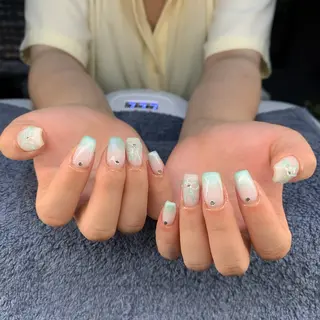 ネイル MHR nailのネイルデザイン