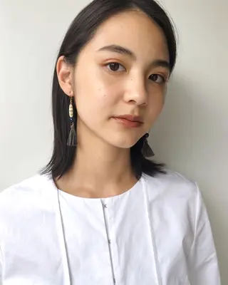 ミディアム Loom.所属・村上雅人 ナチュラルモードのヘアスタイル