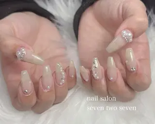 ネイル 727 nailのネイルデザイン