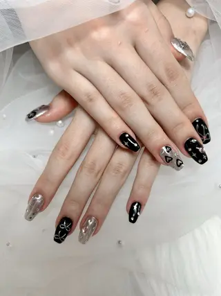 ネイル 🌈 Laule'aのネイルデザイン