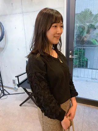 ミディアム カラー 柔らかブラウン/顔周 りレイヤー♡ユウシのヘアスタイル