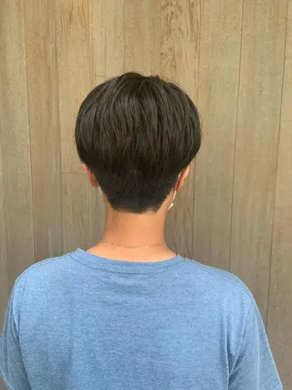 ショート カラー パーマ ヘアアレンジ ハイトーンカラー🤍 山下 優華のヘアスタイル