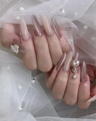 ネイル ToliyDeliy akemiのネイルデザイン