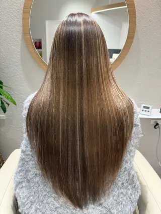 ロング カラー Legit 海老名所属・髪質改善💫カラー/ 縮毛矯正✨特化美容師のヘアスタイル