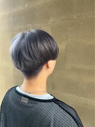 カラー Nani SATOMIのヘアスタイル