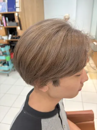 ショート カラー メンズ CHELSEA神戸所属・MORISAKI ✂︎縮毛矯正のヘアスタイル