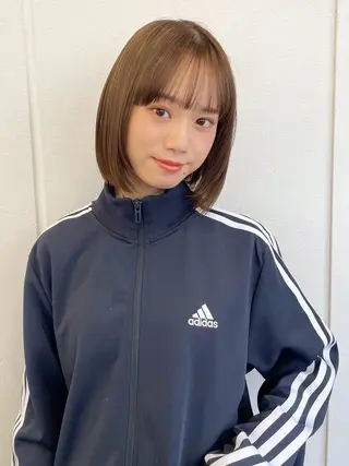 ミディアム Farbe🤍 女性限定のヘアスタイル