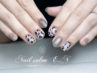 ネイル E.N🦋 長さ出し/持ち込みのネイルデザイン