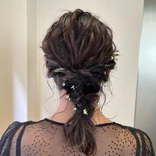 ミディアム ヘアアレンジ サソウ ユリエ🥥のヘアスタイル